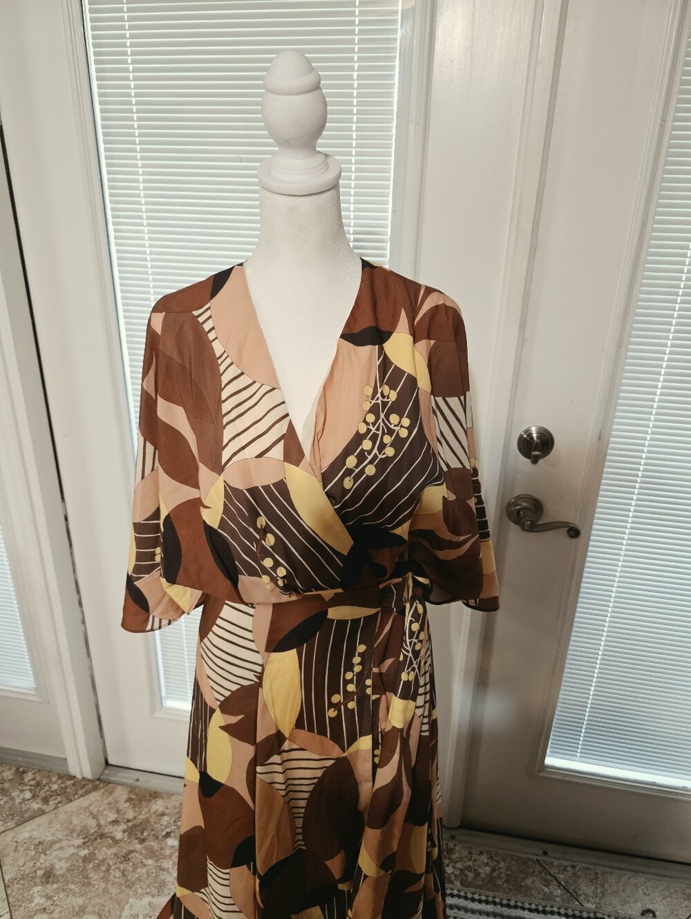 Hutch Anthropologie Abstract Brown Yellow Wrap Maxi Dress Kimono Sleeve Size Sma - Picture 3 of 7